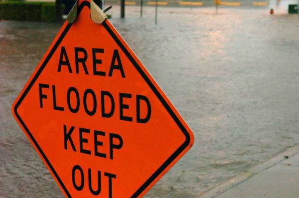 Area flooded sign